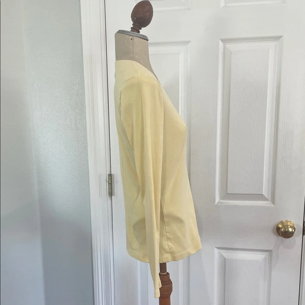 Eddie Bauer Yellow V-Neck Long Sleeve 100% cotton Top womens jersey size S small - Picture 3 of 7